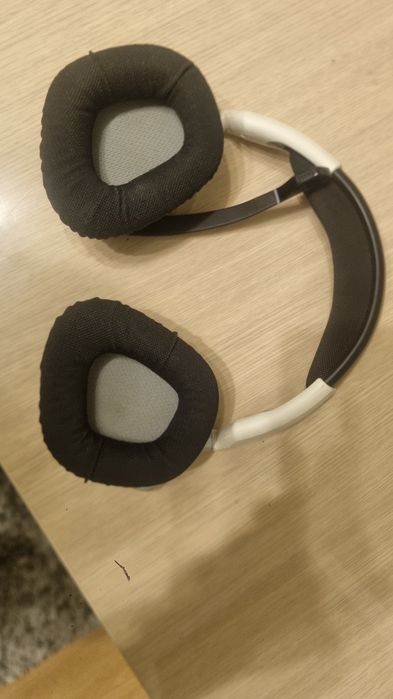 Casti gaming Corsair Void RGB Elite Wireless, varianta alba