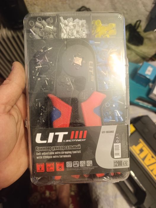 Продам клещи с набором