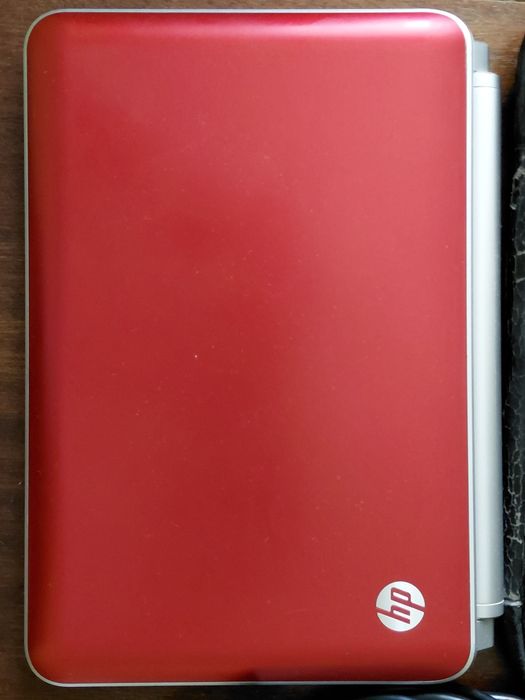 Лаптоп -hp mini 210 series 2000
