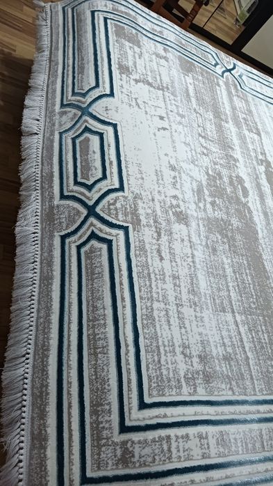 De vânzare covor nou