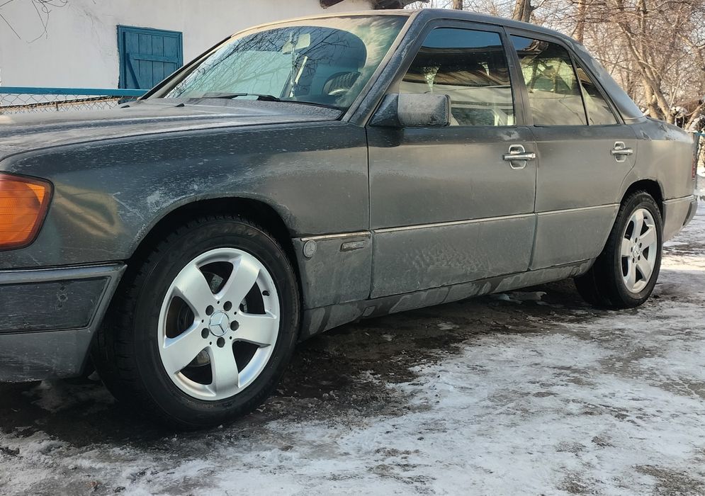 Мерседес диски с зимней резиной