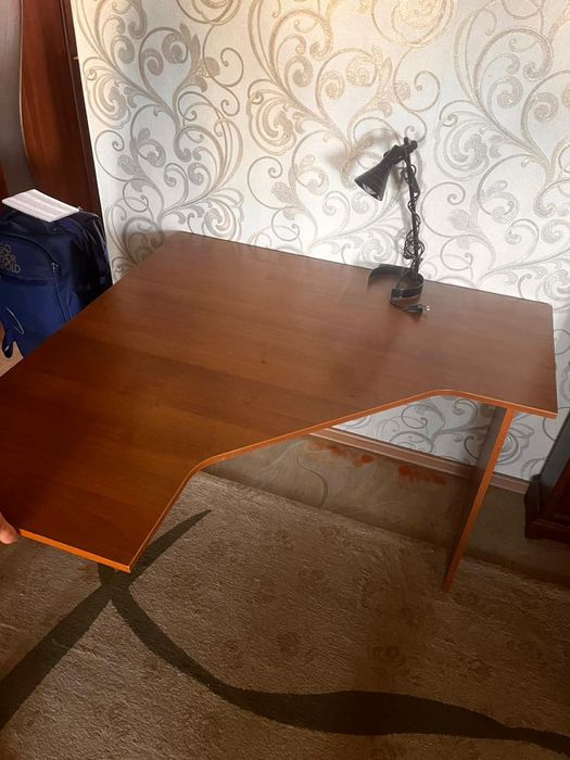 Продам стол письменный угловой компьютерный трансформер