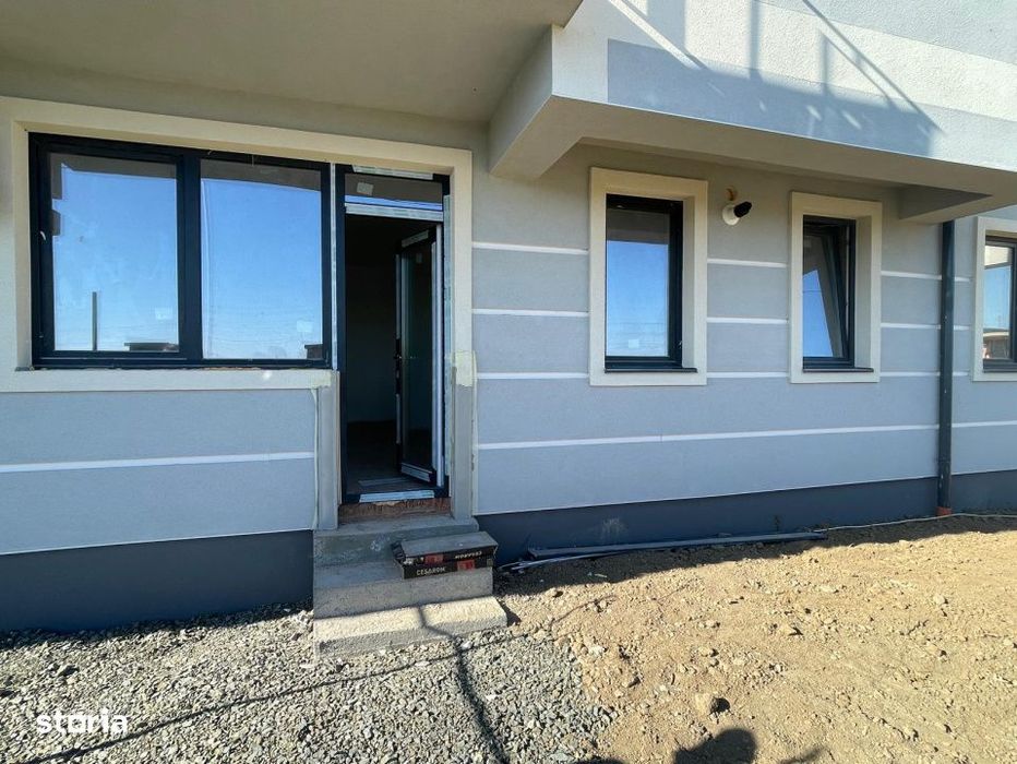 Apartament 3 camere + curte - Calea Urseni