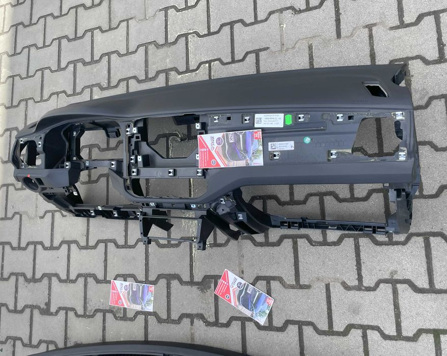 VW T-Cross facelift - plansa de bord - kit airbag - centuri siguranta