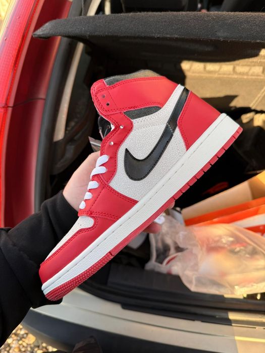 Jordan 1 retro Lost and Found