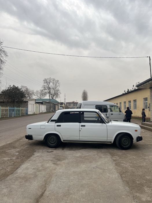 Jiguli 2107 oq 1800$