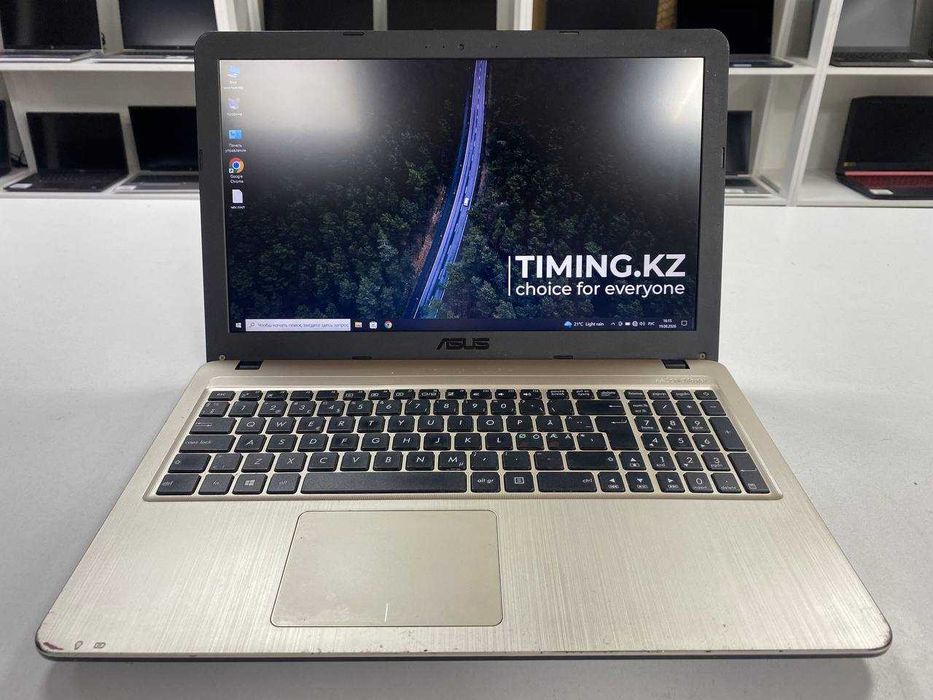 Ноутбук ASUS X504S - 15.6" FHD/Core i3-5005U/6GB DDR3/SSD 120GB/HD