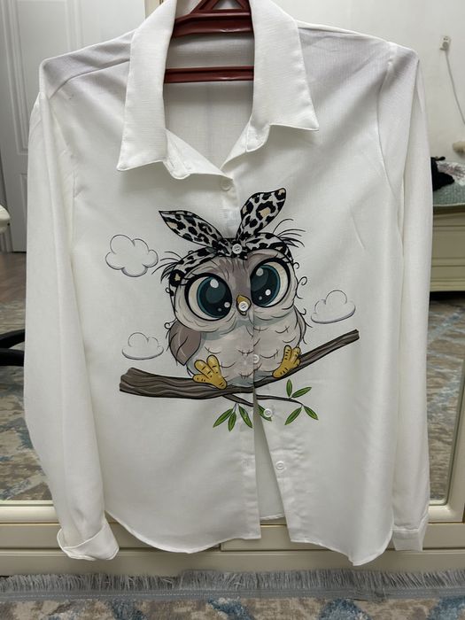 Блузка белая с принтом сова размер 50
