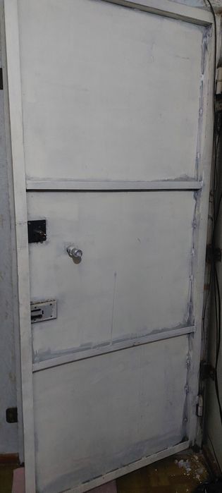 Продаются 2 двери
