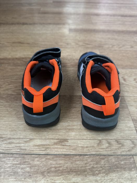 Кроссовки на мальчика Adidas terrex