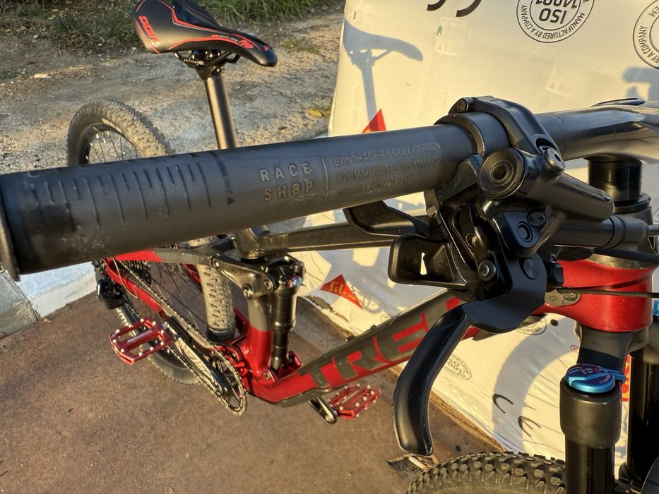 Bicicleta MTB Enduro TREK Fuel EX 9.8 2022 carbon