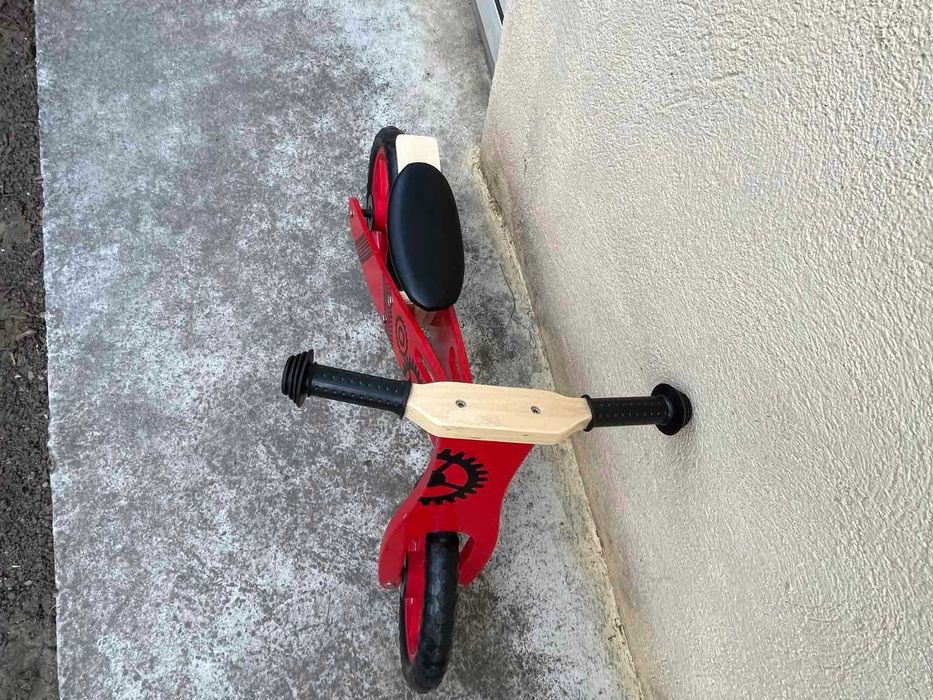 Дървен велосипед Moni балансиращ 5017 червен