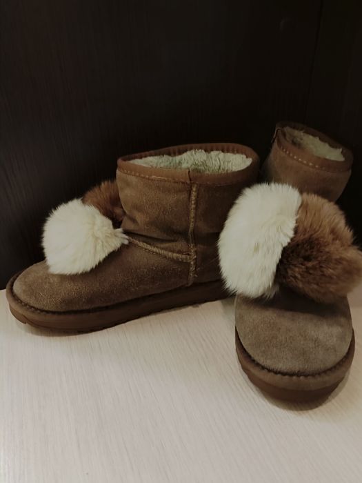 Продам угги детские