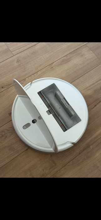 Прахосмукачка Робот
