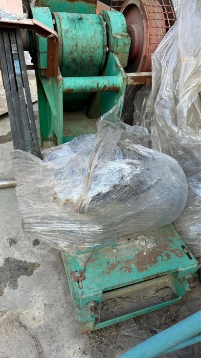 Продам дробилку щековую