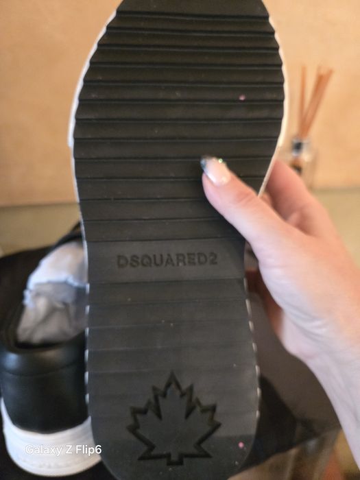 DSQUARED 2 В наличност