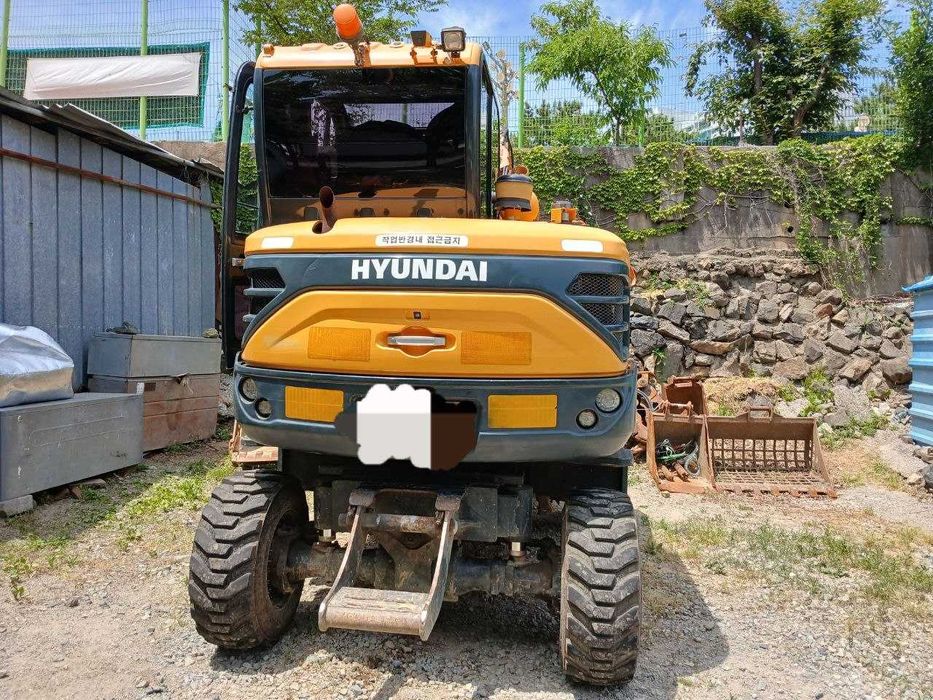 Ekskovator HYUDAI W60 qaychili KOREADAN