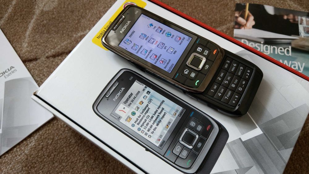 NOKIA E66 made in Finland  lifetimer mic in perfecta stare cu cutia si toate accesoriile originale