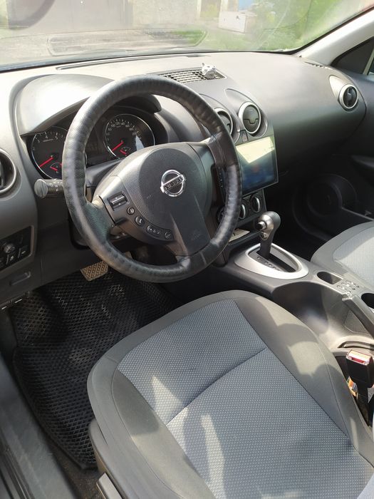 Ниссан Qashqai  2013