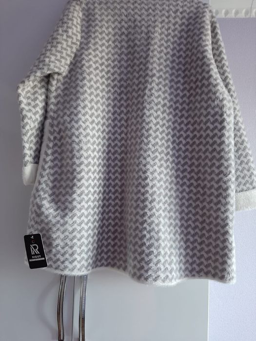 Продам женский кардиган, с этикеткой