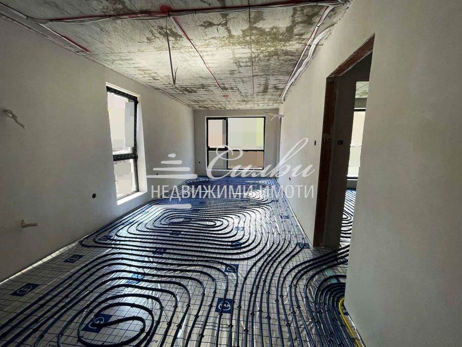 Продава се Тристаен апартамент в Шумен, Военно училище - 91 кв.м за 816 €/кв.м - Снимка #1