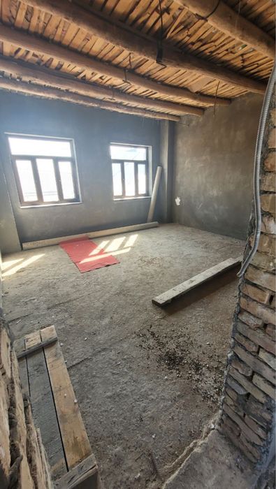 Bektemir tumani Majnuntol mahalla 4 sotix 6 xona