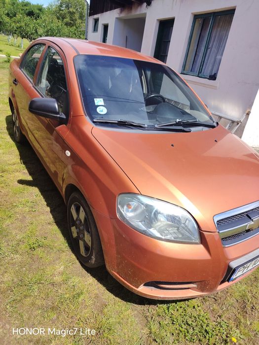 Vand mașină Chevrolet Avea