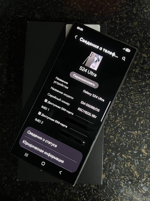 Samsung Galaxy S24Ultra deyarli yanggi holatda ideal turibdi