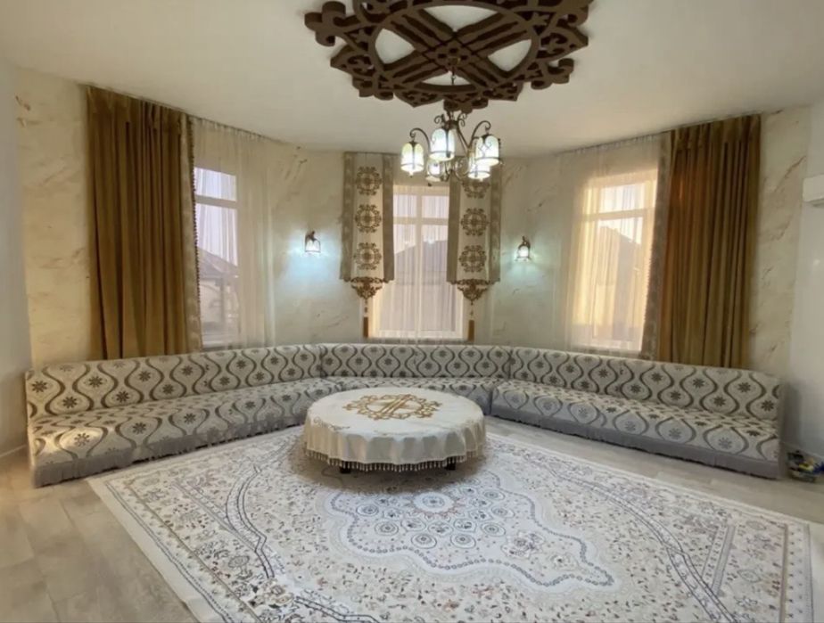 Диваны в казахском стиле