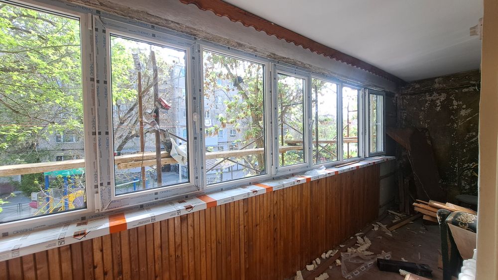 Пластик Терезе Есык Витраж