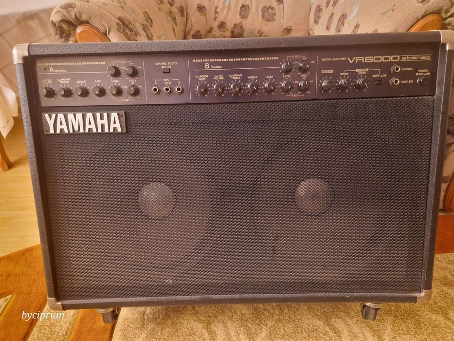 Se vinde statie yamaha vr 6000