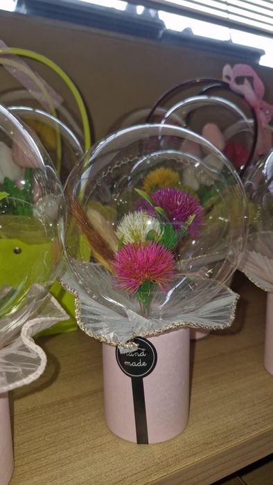 Цветя ръчно изработени с прозрачен балон home made