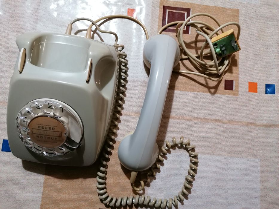 Ретро настолен телефон FeTAp