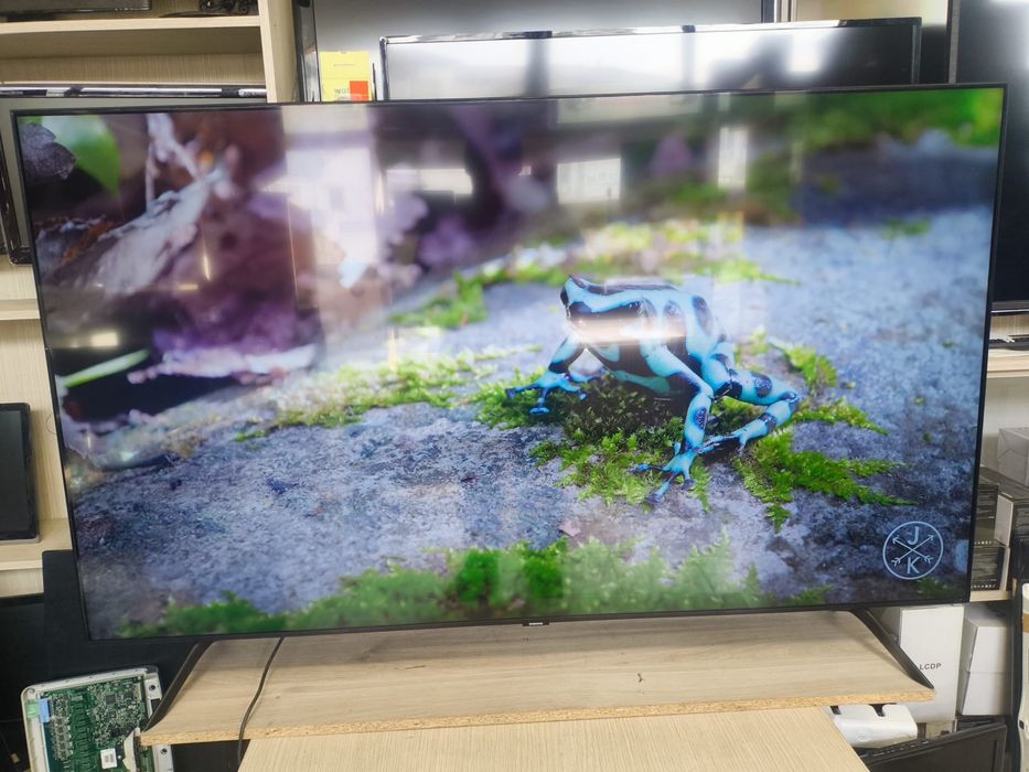 Smart tv samsung 165 cm 4k HDR -1650 ron