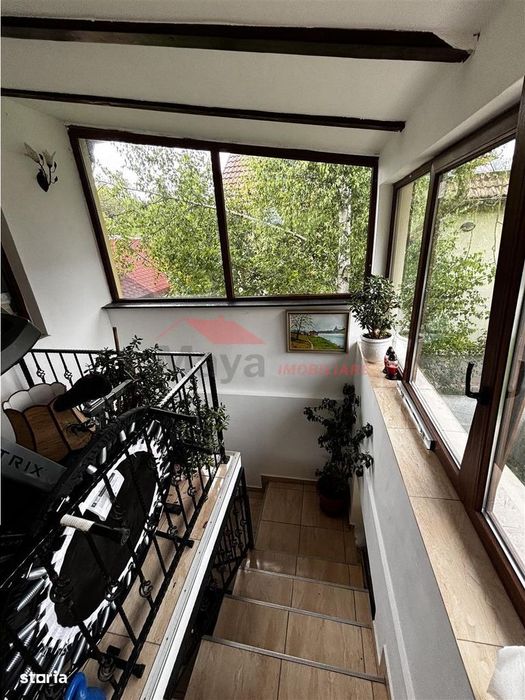 Casa D+P sub padure, zona Sud