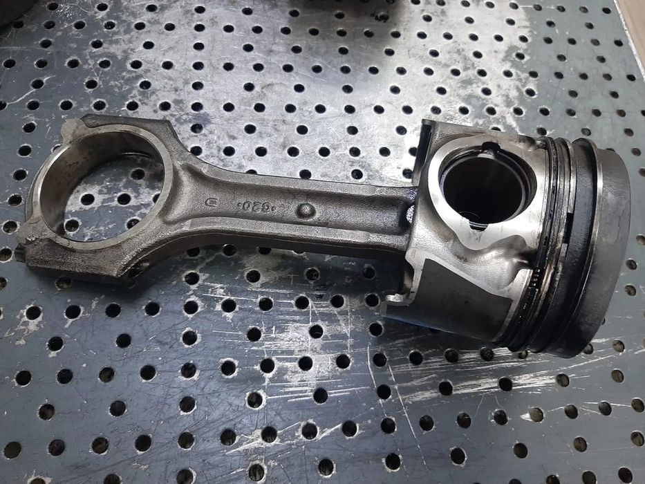 piston cu biela 1.5 crdi d4fa hyundai accent 3 matrix  kia rio 2 cerato
