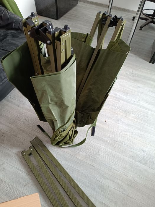 Cort suspendat \ Pat camping cu acoperis, pentru 2 persoane