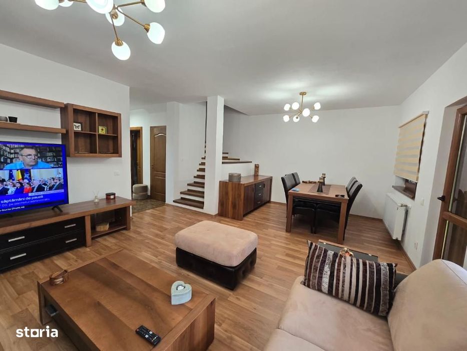 De vanzare Casa insiruita, zona Cetate - Piata.