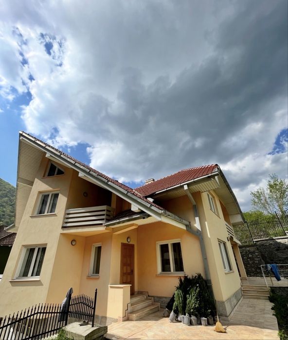 Casa/Vila de vanzare