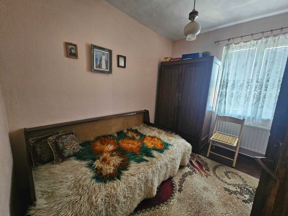Продава се Къща в Радомир - 70 кв.м за 3143 €/кв.м - Снимка #18
