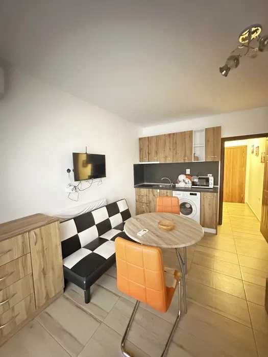 Дава се под наем Двустаен апартамент в к.к. Слънчев бряг - 40 кв.м за 250 € - Снимка #2