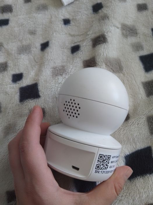 Камера слежения новая