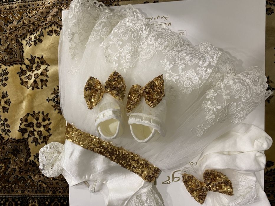 Нарядное платье-комплект от 0-3 мес