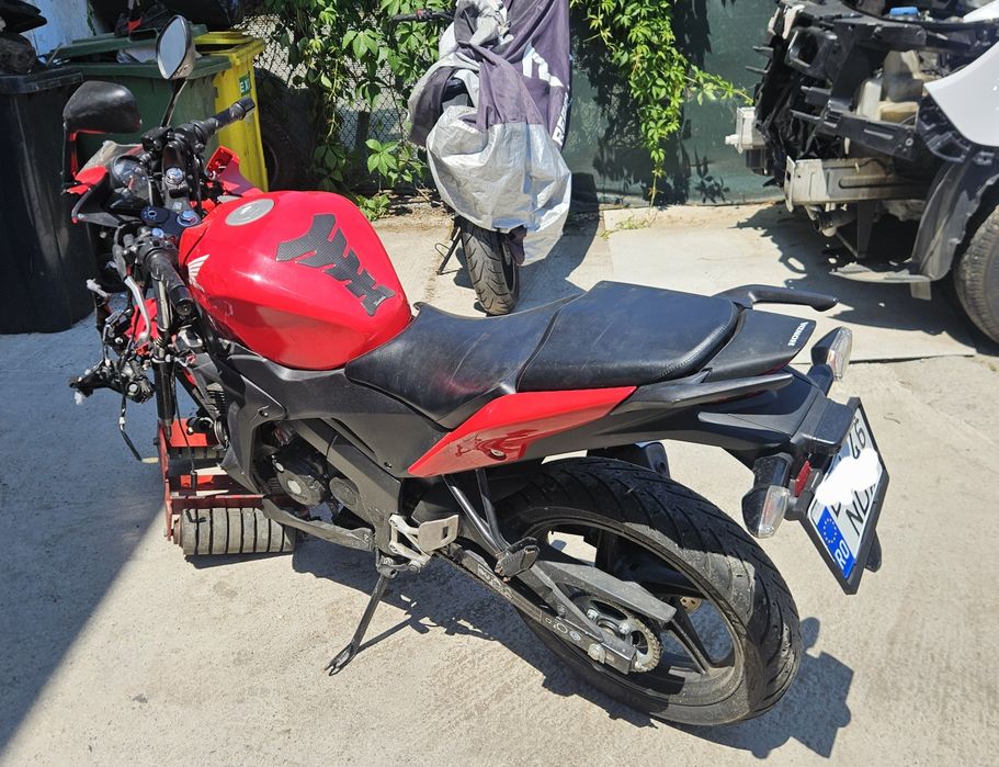 Honda cbr125 avariat