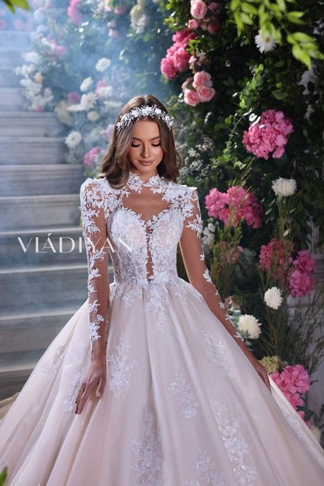 Rochie de mireasa Vladiyan