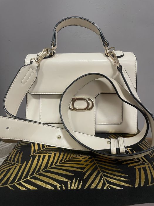 Светлобежова чантичка 25/19 см