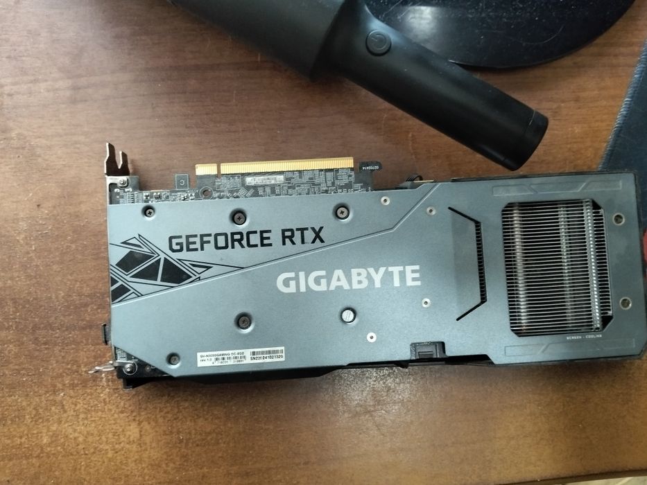 Видеокарта RTX3050 8gb