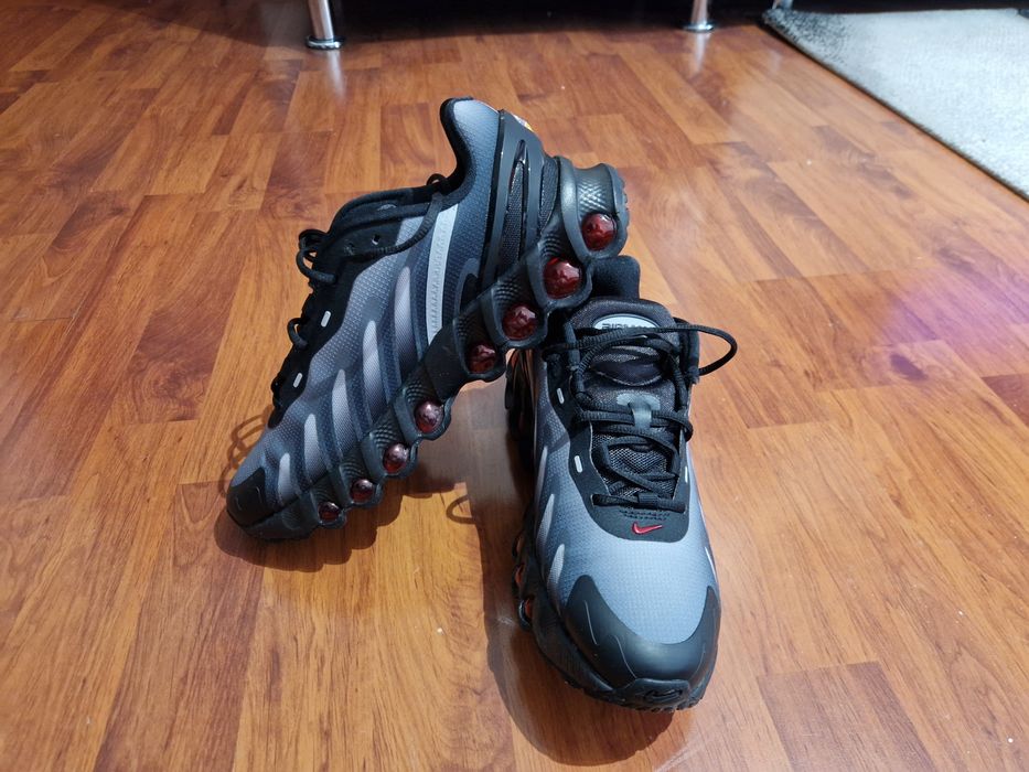 Adidas Nike Air Max DN 8