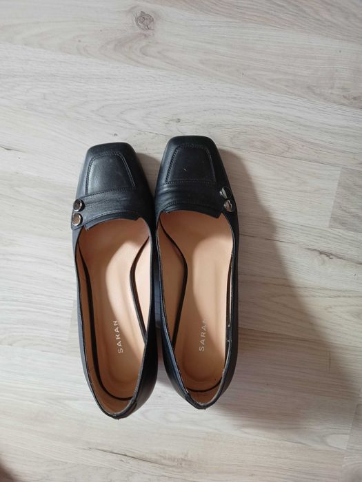 Обувки от естествена кожа номер 39