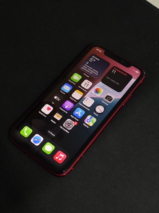 Продам iPhone 11